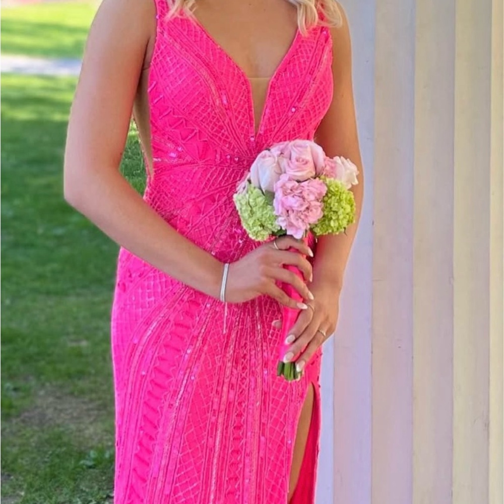 Scala PROM Formal Dress Gown  Beaded Neon Pink Size 2